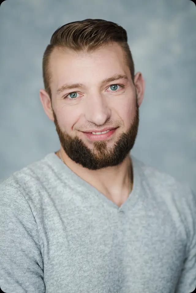 Eduard WIEST - Klantenservice